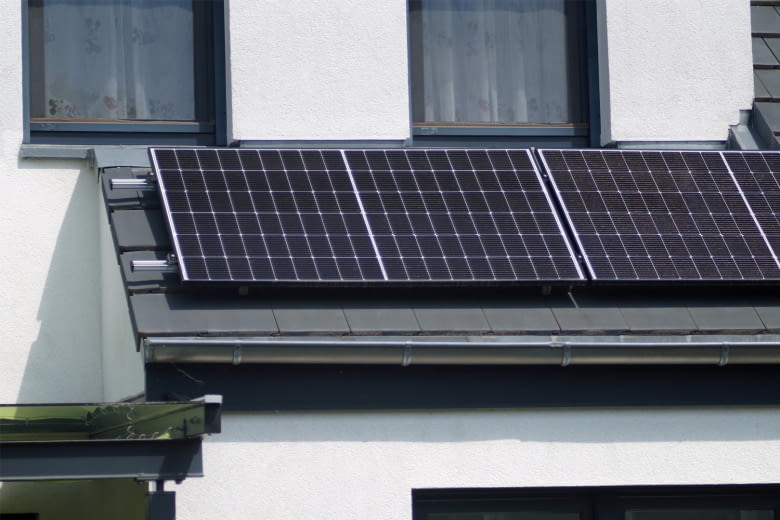 Je gr&ouml;&szlig;er die Anlage, desto st&auml;rker sinkt die Abh&auml;ngigkeit vom Netzbetreiber