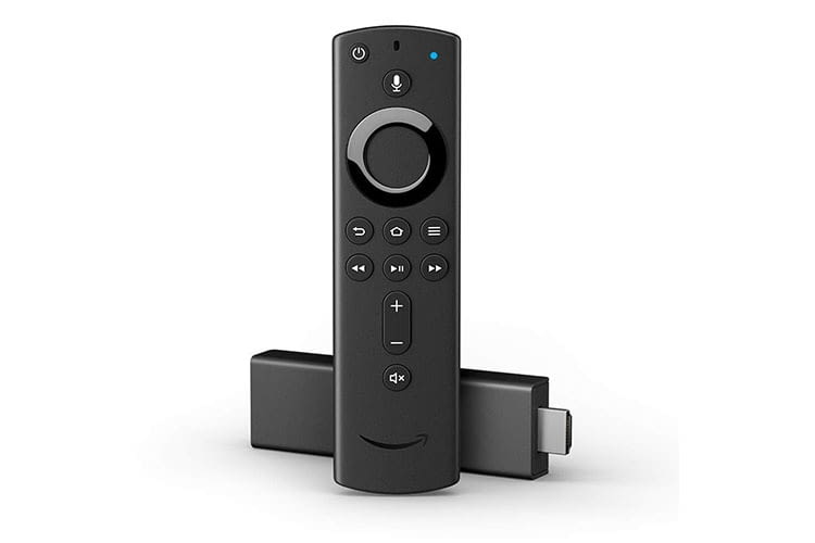 Die Fire TV Stick 4K Fernbedienung beherrscht Bluetooth und multidirektionale Infrarot-Technologie 