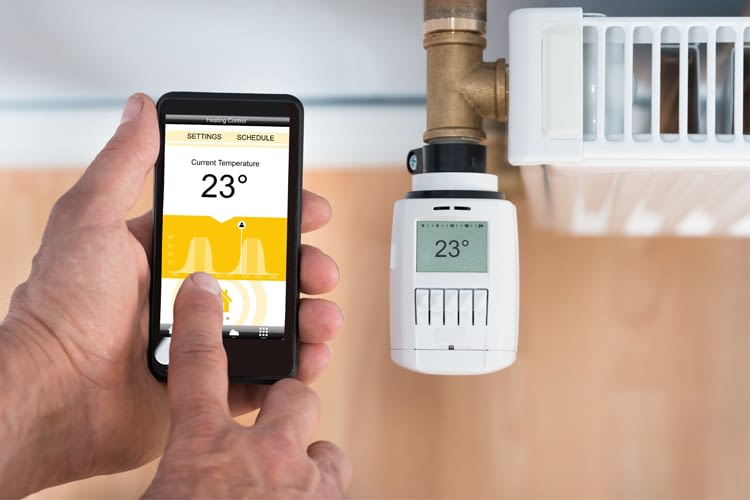 Die meisten smarten Thermostate können per Smartphone gesteuert werden