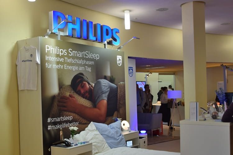 At the Philips booth, we learned exactly about the new gadget