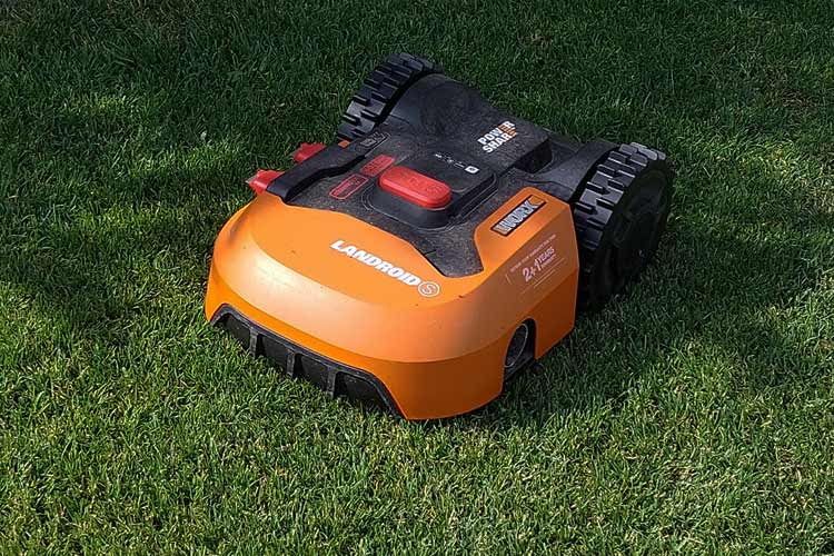 Fast alle Worx Mähroboter besitzen einen Rasenkantenmodus