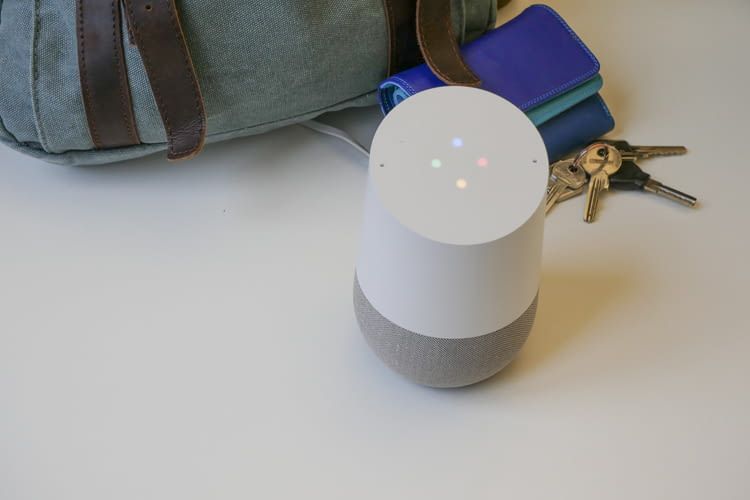 Mit wenigen Klicks lässt sich die Sprache jedes Google Home Lautsprechers umstellen