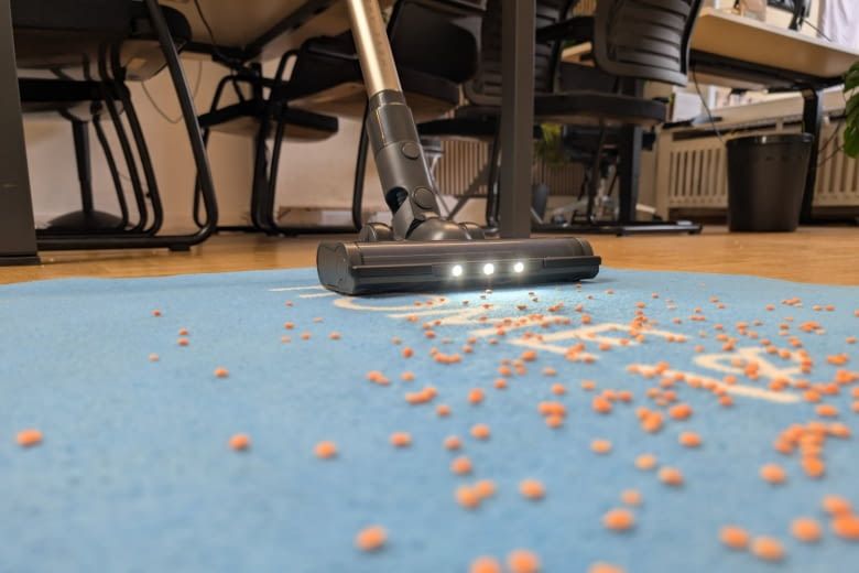 Eine Akkuladung des Mova S2 h&auml;lt auf Stufe 1 fast 60 Minuten.