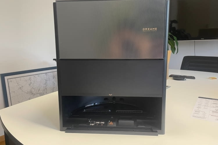 Das Design der Station ist sehr hochwertig und minimalistisch