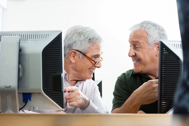 Auch Senioren haben die Vorzüge von Technik längst erkannt