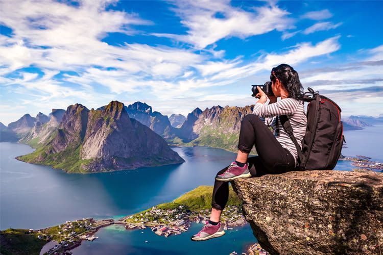 Reisekameras sollten besonders leicht und kompakt sein