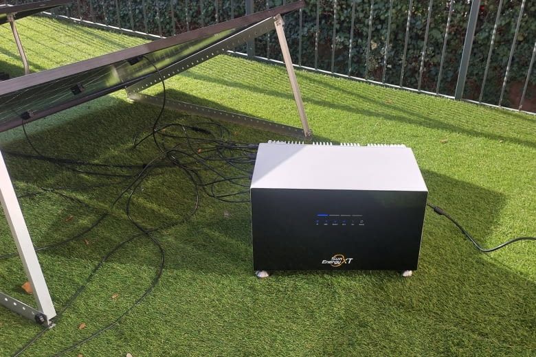 XT500 nimmt rund doppelt soviel Energie auf wie ein Standard-Speicher