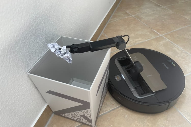 Papiermüll stellte den Arm vor keine Herausforderungen