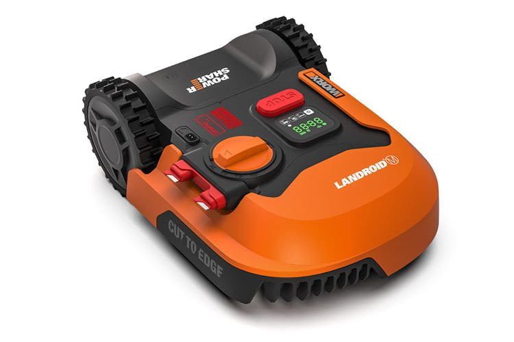 Worx Landroid M500 works on lawns up to 500 square meters in size and can be managed by mobile phone
