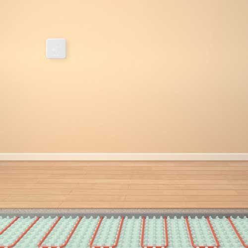 Mit dem tado°-Thermostat lassen sich Fußbodenheizungen via Siri sprachsteuern