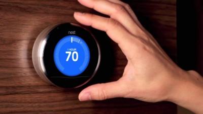 Nest Thermostat - Steuerung des Thermostats. Design