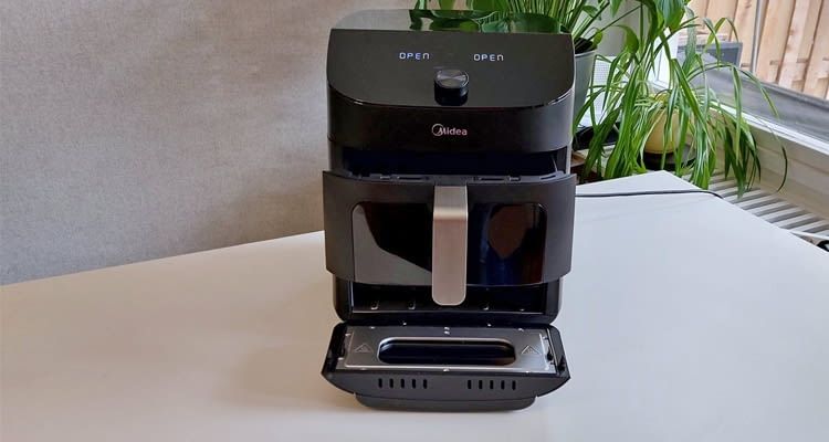 Bei diesem Gerät wurde zusätzlich ein kleiner Backofen verbaut