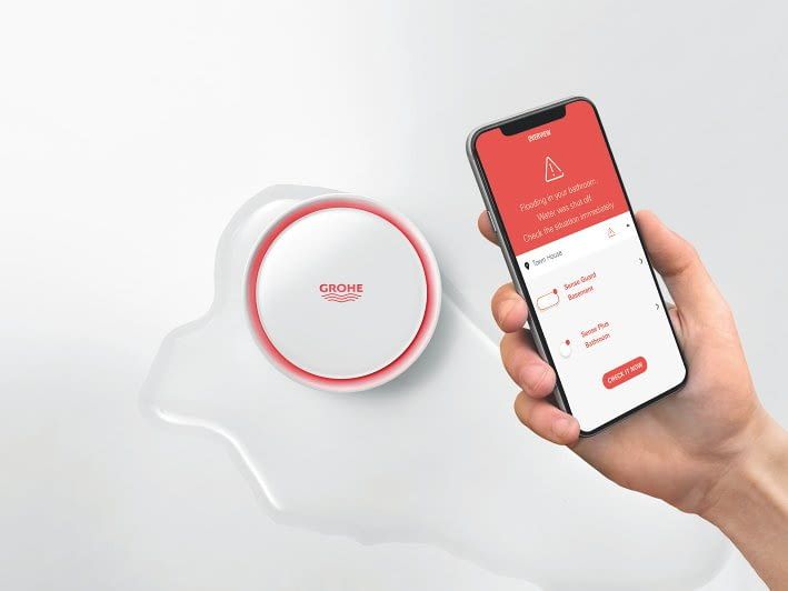 Der Wassersensor "Grohe Sense" alamiert bei Berührung mit Wasser per App