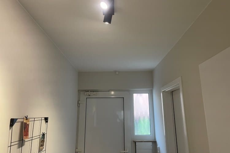 Licht bei Anwesenheit an, bei Abwesenheit aus - funktionierte in unserem Test perfekt