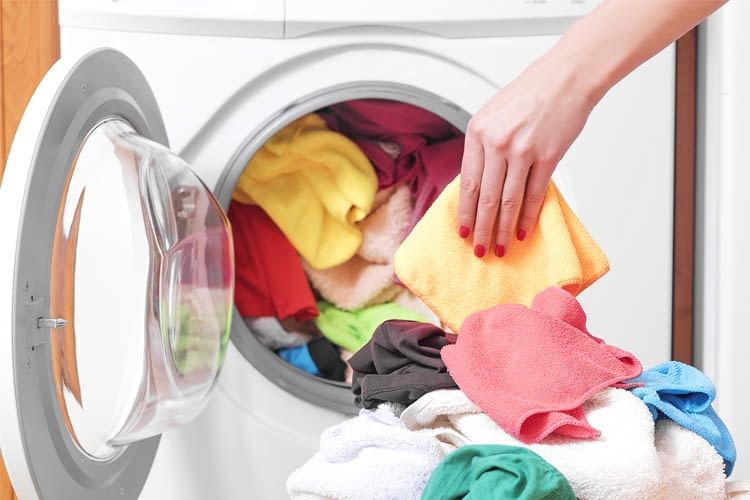 Stiftung Warentest simuliert eine intensive Waschmaschinen-Nutzung über mehrere Jahre