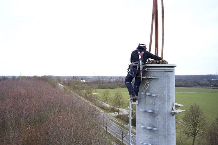 Vodafone bietet derzeit das schnellste LTE-Netz in Deutschland und baut seine Infrastruktur kräftig aus