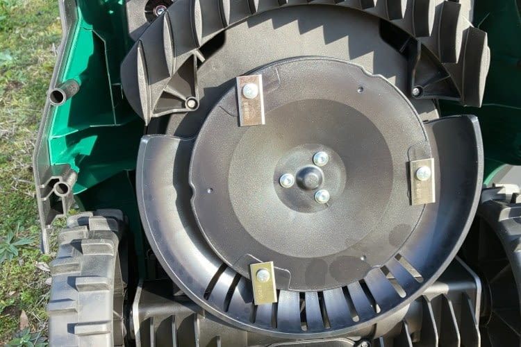 Parkside Mähroboter im Test Wie gut ist der LIDL Mähroboter?