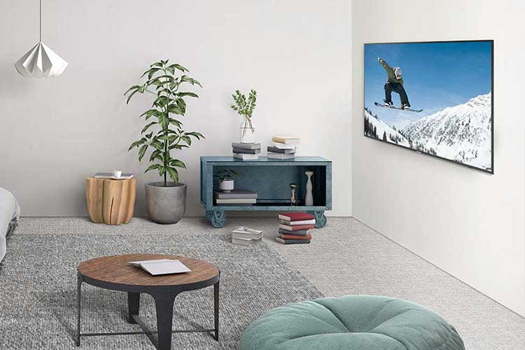 Der LED-TV Samsung RU7179 bietet einen günstigen Einstieg in die Welt der 65 Zoll Fernseher