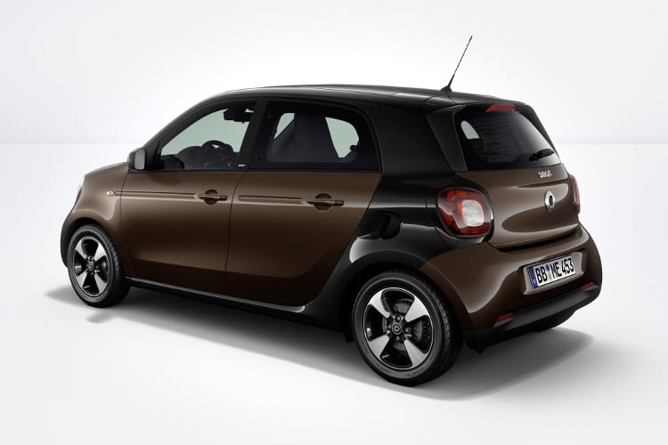 Der smart forfour EQ in der Perfect Austattungslinie.