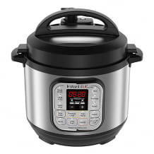 La pentola a pressione automatica con due impostazioni di pressione combina le funzioni di 7 elettrodomestici da cucina.