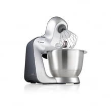 Con 3 utensili di miscelazione in acciaio inox, capacità di 3,9 litri (fino a 2 kg di impasto), motore da 900 W, lavabile in lavastoviglie