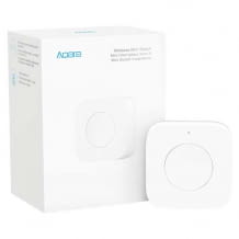 Kabelloser Mini-Schalter mit Ein-Knopf-Steuerung für 3 Smart Home Aktionen. Steuerung in der Apple Home App.