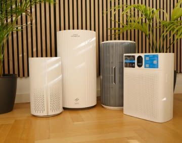 Für Allergiker: Unter den vielen getesteten Luftreinigern haben wir vier Modelle speziell gegen Hausstaub und Pollen genauer betrachtet.