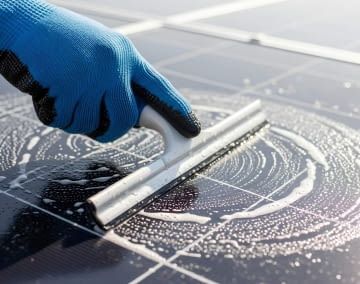 Warum es wichtig ist seine Solarmodule auf Vordermann zu bringen