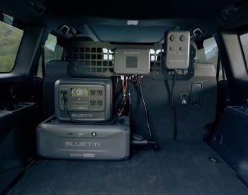 Der Charger 2 Hub verbindet Lichtmaschine, Speicher und Solarpanels