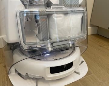 Bei der Entwicklung des ROMO P hat DJI auf seine jahrelange Erfahrung mit Drohnen zurückgegriffen. Ob sich die Technik im Alltag bewährt?