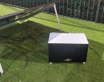 XT500 nimmt rund doppelt soviel Energie auf wie ein Standard-Speicher