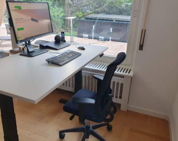 Der höhenverstellbare Schreibtisch Liftor Expert konnte uns im Test überzeugen