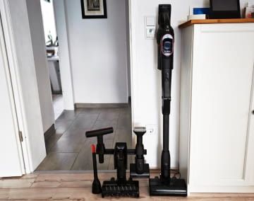 wir haben den Bosch Unlimited 10 Akkusauger ausführlich getestet und verraten wo seine Stärken und Schwöch