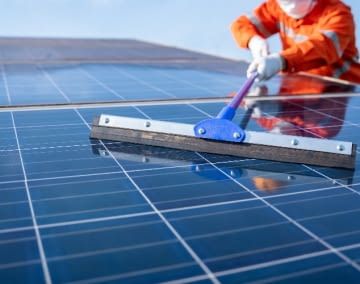 PV-Anlagen - Wechselrichter defekt? SolarInvert bietet Ersatz für  eingestellte Wechselrichtermodelle - Wohnungswirtschaft