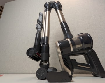 Im zusammengeklappten Zustand ist der Mova S2 super kompakt.