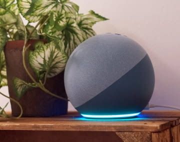Die Echo Lautsprecher der neuesten Generation sind im Gegensatz zu ihren Vorgängern rund