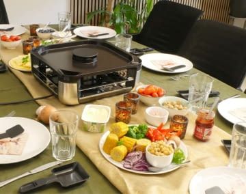 Bei einem Raclette Abend kommt jeder auf seine Kosten