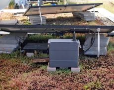 Die meisten Balkonkraftwerk Speicher nehmen nur wenig Platz weg