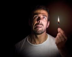 Ohne Strom wird es zuhause schnell dunkel und kalt