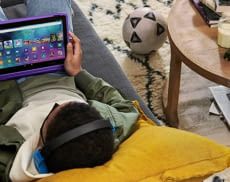 Mit den Tablets von Amazon haben die Kinder kontrollierbaren kreativen Freiraum