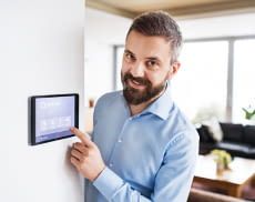 Die meisten Nutzer sind mit ihrem Smart Home zufrieden und genießen den Komfortgewinn