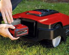 Der Akku der Einhell FREELEXO Mähroboter lässt sich in anderen Geräten der Power-X-Change Akku Plattform verwenden