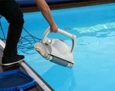 Poolroboter Fur Wand Und Boden Darauf Kommt Es Beim Kauf An