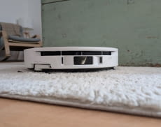 Der MOVA S70 Roller im Test auf Teppichen.