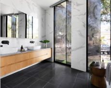 Modernes Badezimmer