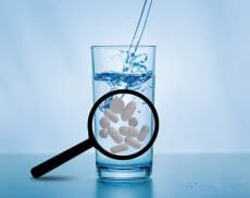 Wasseraufbereitungsanlagen filtern selbst kleinste Verunreinigungen durch Medikamentenrückstände aus unserem Trinkwasser.