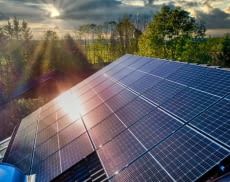 Die Auswahl an Solaranlage ist groß - wir schaffen den Überblick