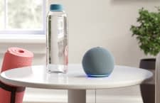 Per Spracheinkauf sind bei Amazon satte Rabatte auf Echo Geräte möglich