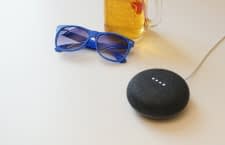Auch Google Mini kann zum Musik streamen in ein Multiroom-System eingebunden werden