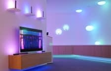 Mit Hue Play und weiteren neuen Leuchten von Signify macht Philips Ambilight noch schöner